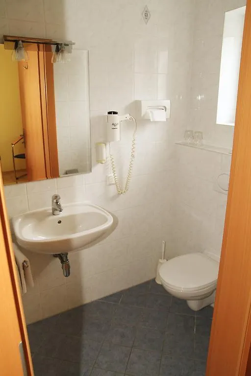 Hotel Highway - Bed & Breakfast Lieboch