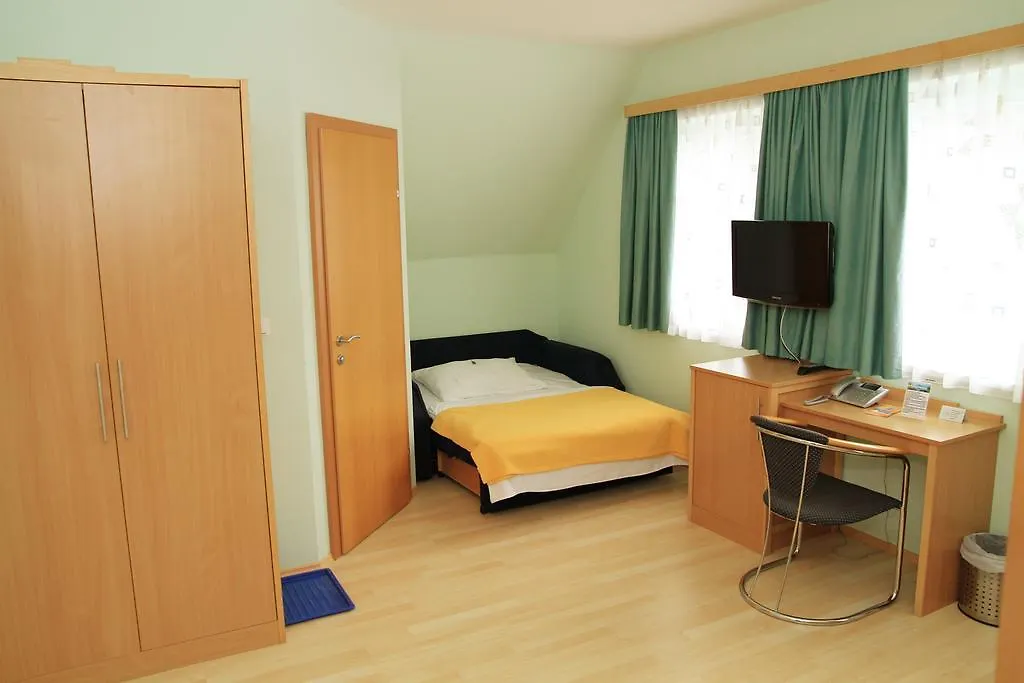 Hotel Highway - Bed & Breakfast Lieboch