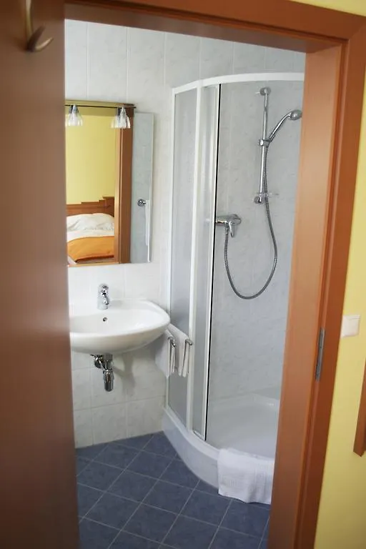 Hotel Highway - Bed&Breakfast Lieboch
